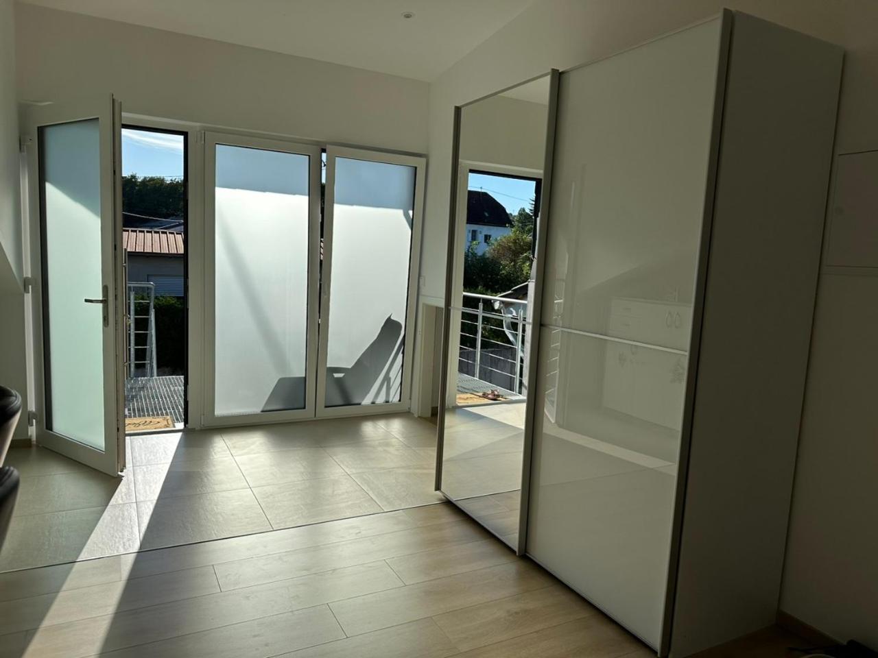 Grosse Ferienwohnung Gaestehaus Neubau Merzig 120M2 Zewnętrze zdjęcie